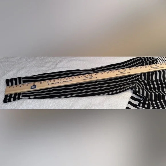 Express Black and White Asymmetrical Button Down Shirt. Size SP - Picture 8 of 8